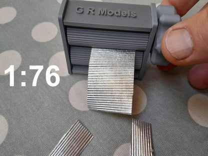 Corrugated iron maker for Model Railways / Diarama (4mm scale, 1:76, 00 gauge)